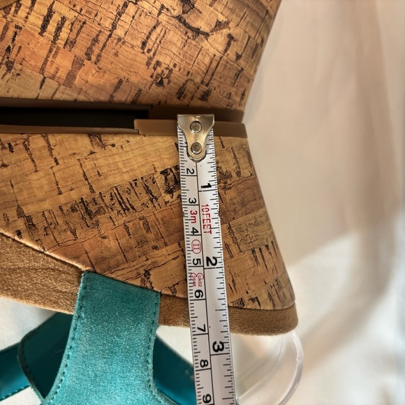 VIONIC Sz 10 Teal Wedge Strappy Sandals Buckle Closure Suede Orthotic Footbed - Picture 5 of 15